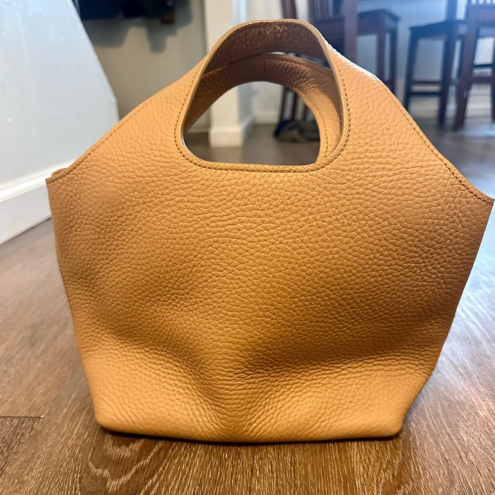 Cuyana Mini System Tote — Pebbled Cappucino